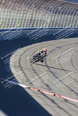 media/Jan-21-2023-Fastrack Riders (Sat) [[fcf3f88a30]]/Level 4/Session 2 Nascar 1/